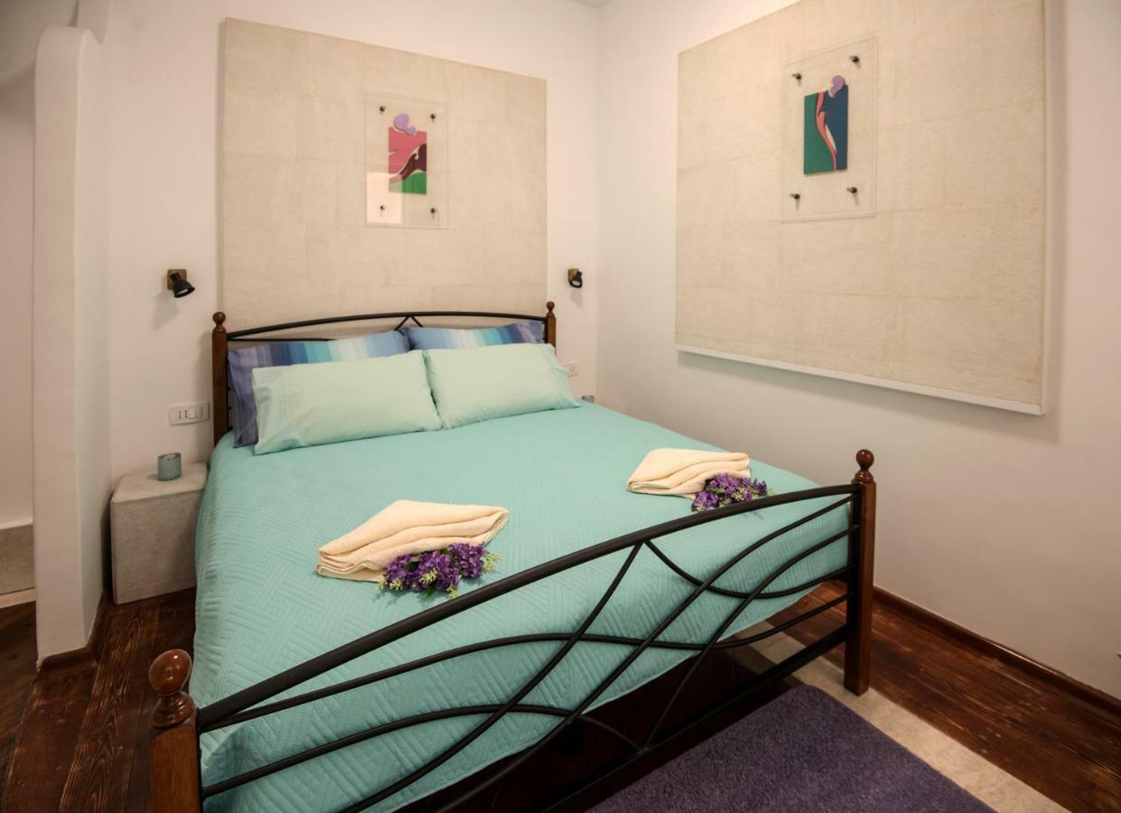 Ibis Your Cosy Oasis With Private Parking And Patio สปลิท ภายนอก รูปภาพ