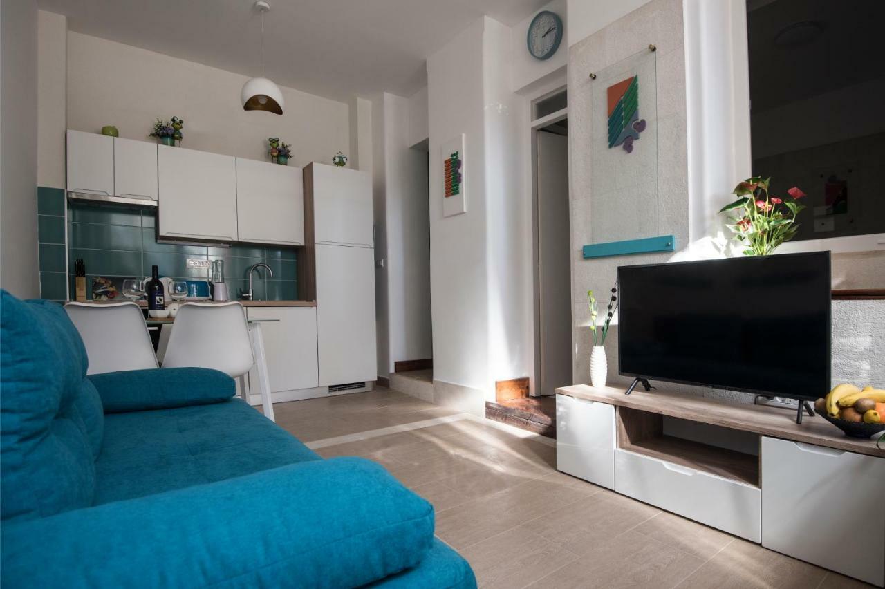 Ibis Your Cosy Oasis With Private Parking And Patio สปลิท ภายนอก รูปภาพ