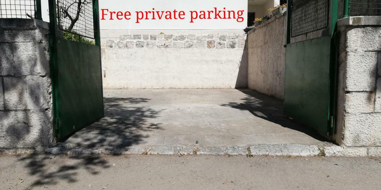 Ibis Your Cosy Oasis With Private Parking And Patio สปลิท ภายนอก รูปภาพ